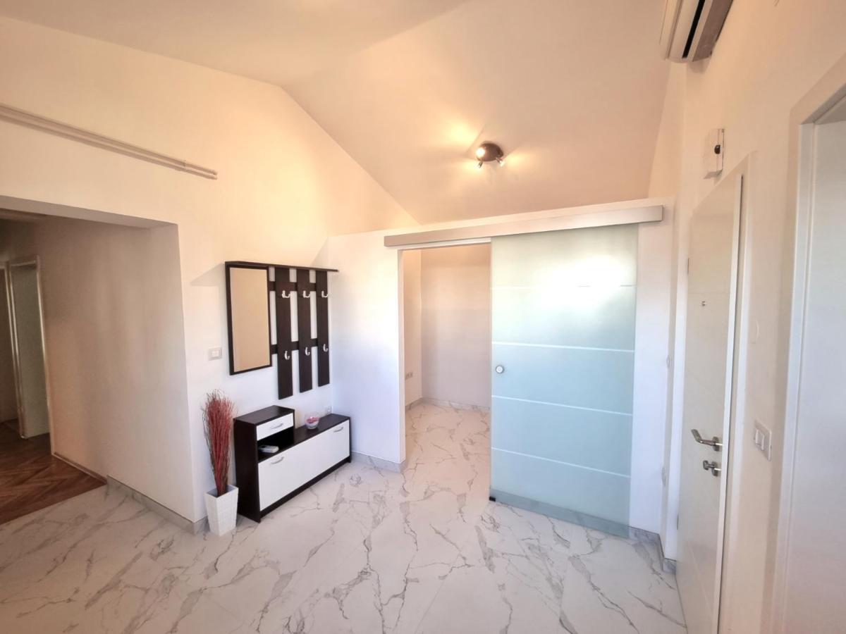 Apartment Ivis Vinkuran Extérieur photo