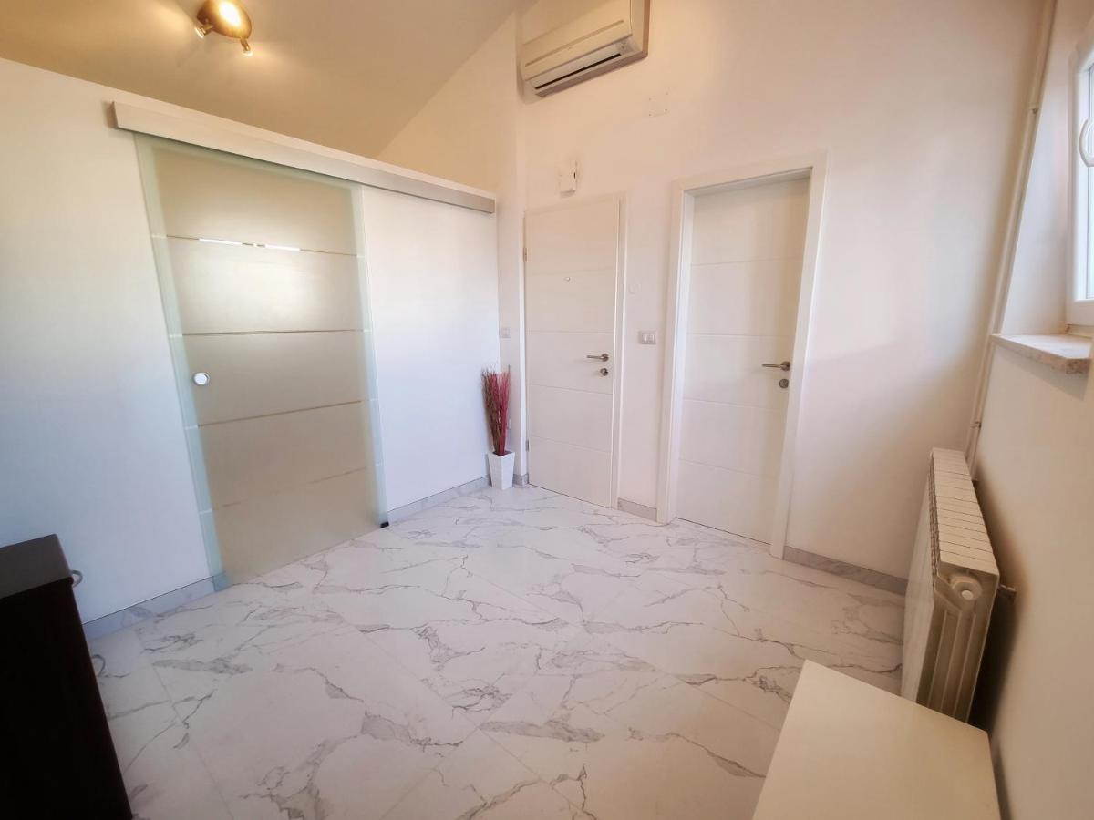 Apartment Ivis Vinkuran Extérieur photo